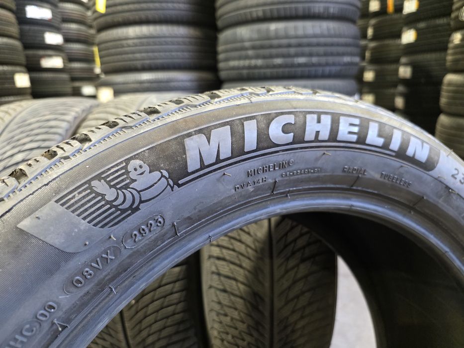255/45/20//235/50/20 MICHELIN