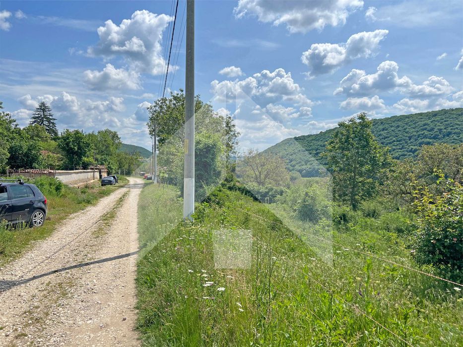 Продава се Парцел в с. Лиси връх, Област Шумен - 4420 кв.м за 3 €/кв.м - Снимка #5