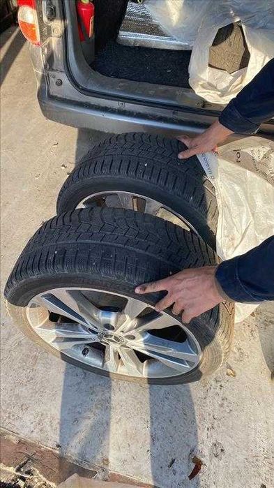 set 4 anvelope Iarna HANKOOK 3.5-5mm  225 45 R18 iCEPT EVO2