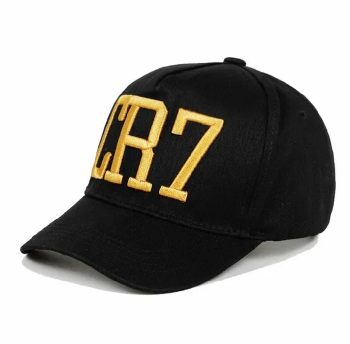 Futbol fanatlari uchun kepka