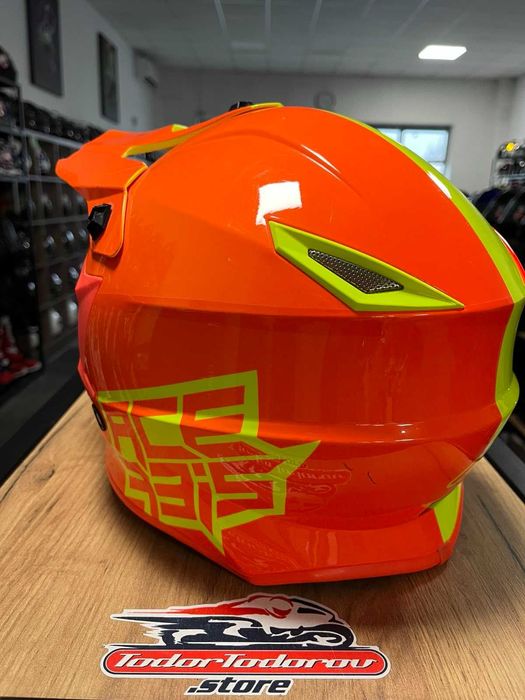 Детска Мотокрос каска ACERBIS YOUTH,S 49-50см.много малко употребявана