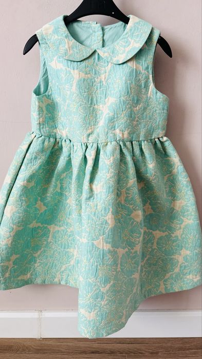 Платья нарядные на девочку