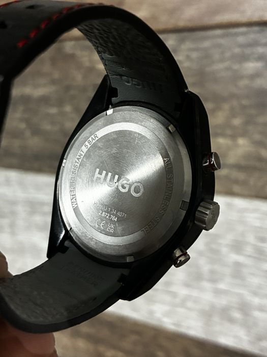 Hugo Boss model fast