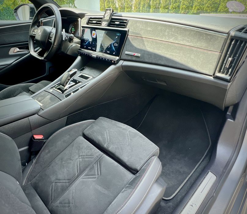 DS Automobiles DS9 E-Tense Plug-in Hybrid! Performance Line