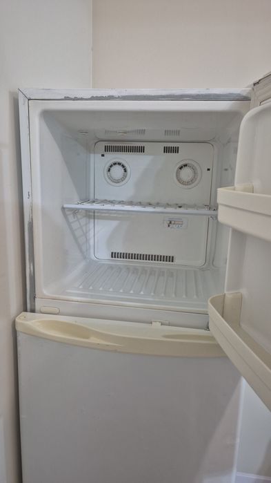 Холодильник в хорошем состоянии