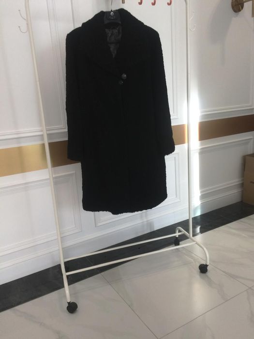 Шуба натуральный каракуль