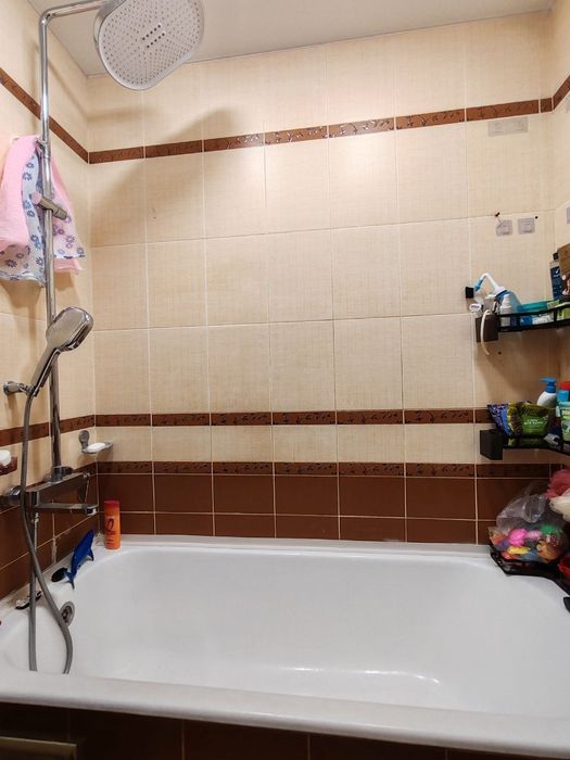 Продаётся 3ком Кази махалла 85,5м2 ор-р: Новомосковская,Гидрометцентр