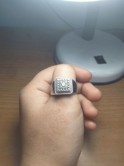 Продаю печатку мужскую!