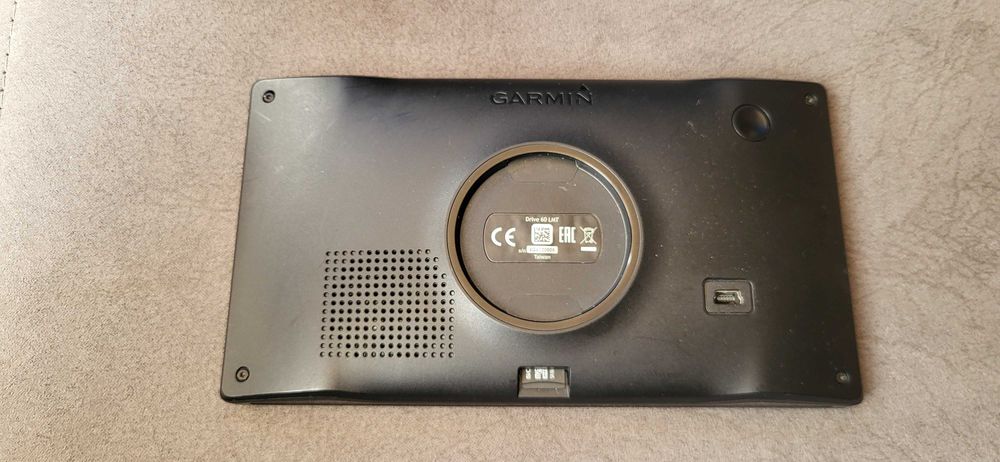 Garmin GPS DRIVE 60 LMT Activ pe Viata LIVE TRAFFIC ecran mare de 6.0
