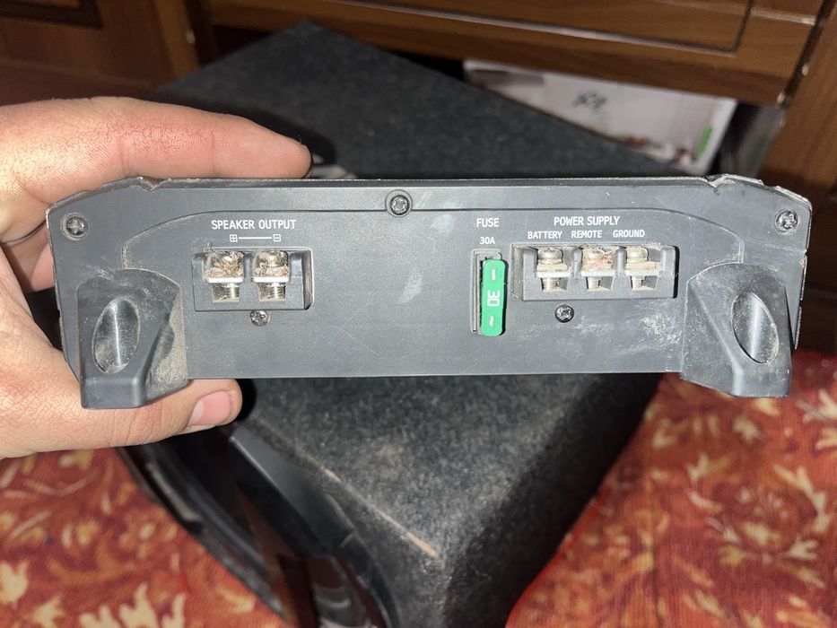 Сабвуфер alpine sbe 1244E