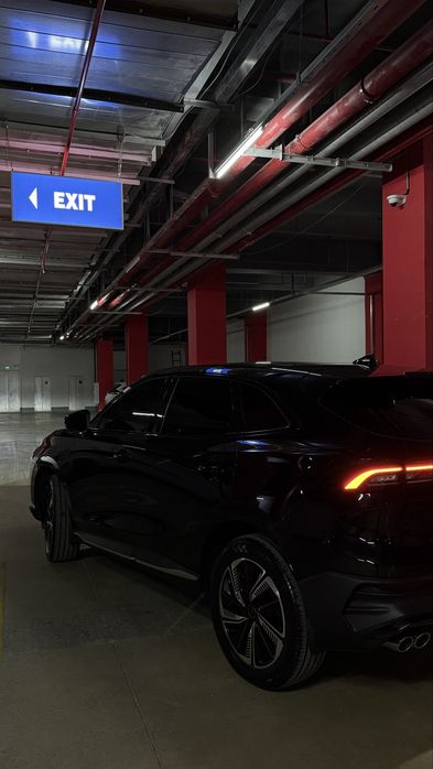 Срочнo Donfeng Forthing t5 evo gibrid