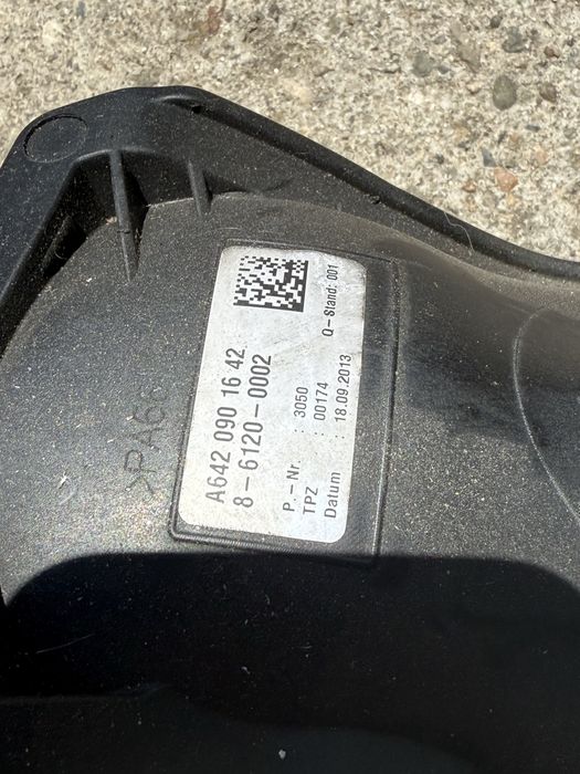 Mercedes 350D, лястовица ОМ642