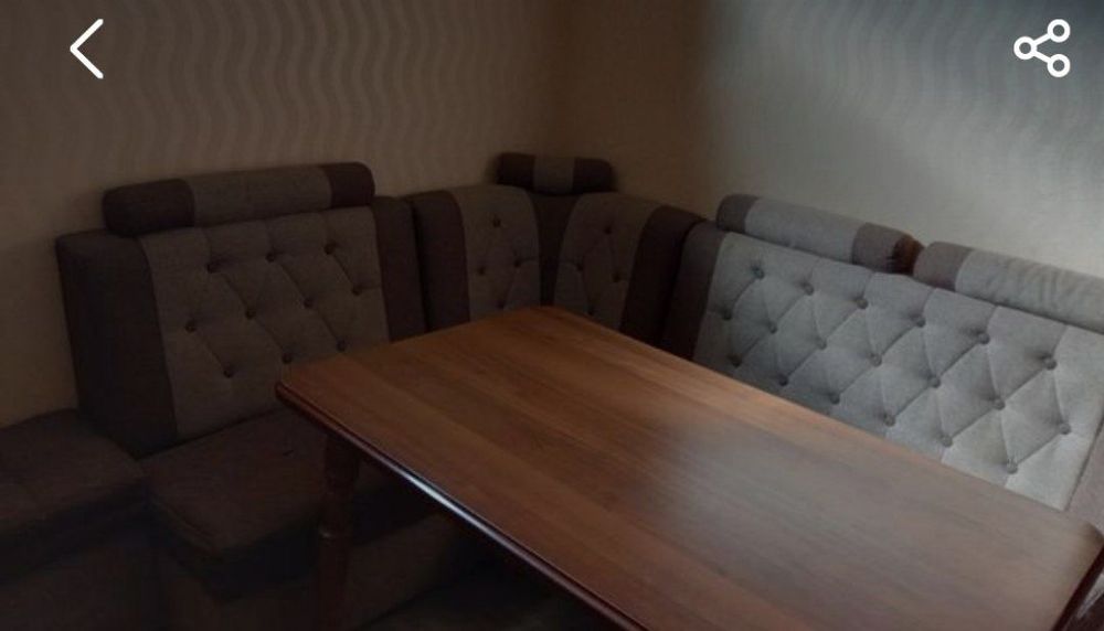 Сотилади. Продается. Уголок стол падарок