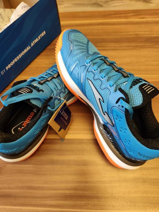 Vand adidasi sala Joma model P stroke - marime 42 - pret 300 lei