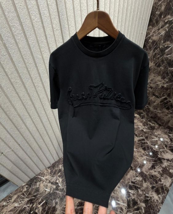 Мъжки тениски различни модели