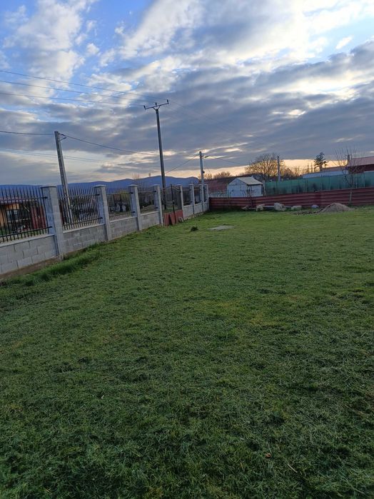 Vând teren Aleșd
