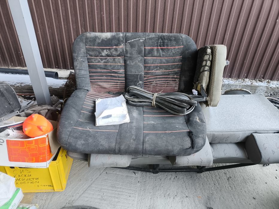 Сиденье двухместное плюс откидывающееся