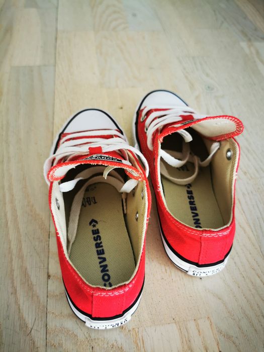 Tenesi Converse All Star rosii pentru copii - marimea 31