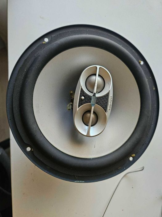 Infinity reference 8023i, 20 см. диаметър коаксиални тонколони.