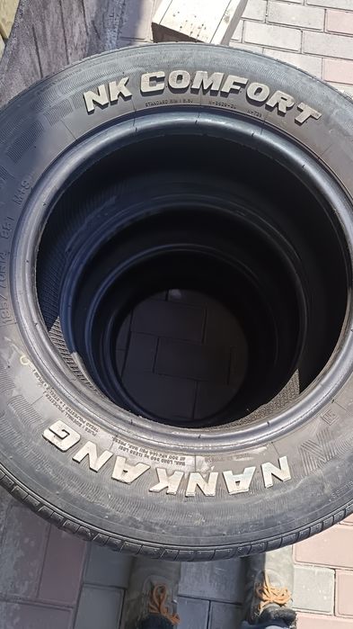 Шины летние комплект, шишек проколов нету.