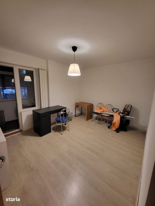 Apartament 3 Camere De Vânzare – Zonă Foarte Centrală, Otopeni — fotografia 1