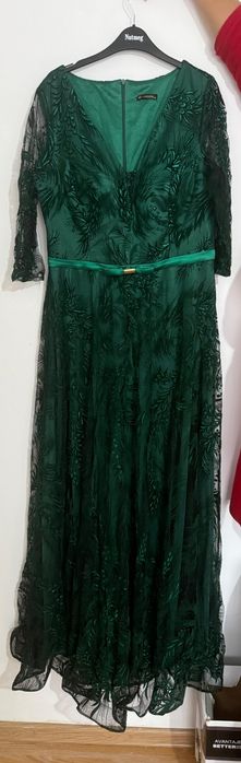 Vând rochii soacră