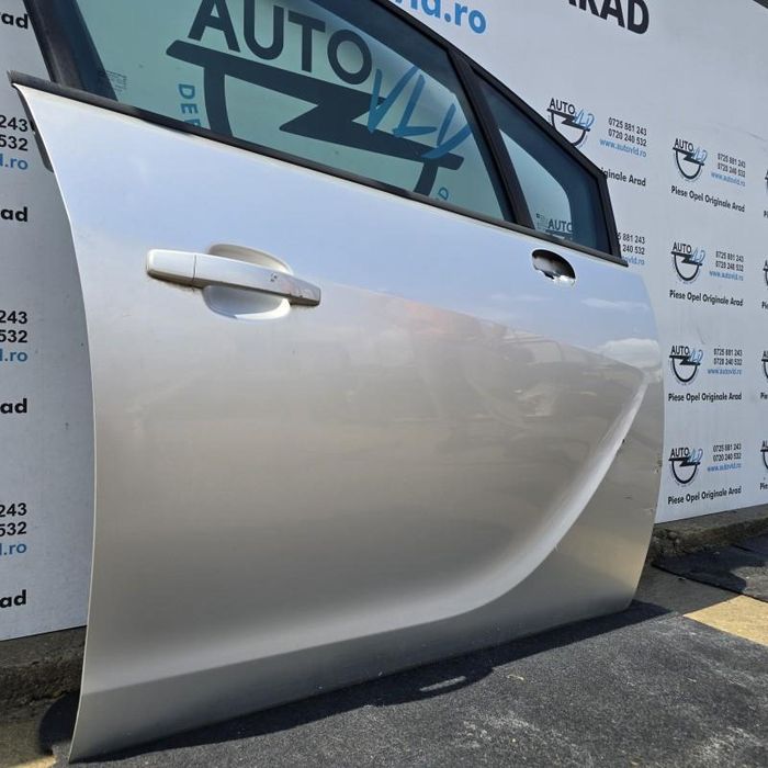 Portiera usa Z176 dreapta fata Opel Meriva B facelift