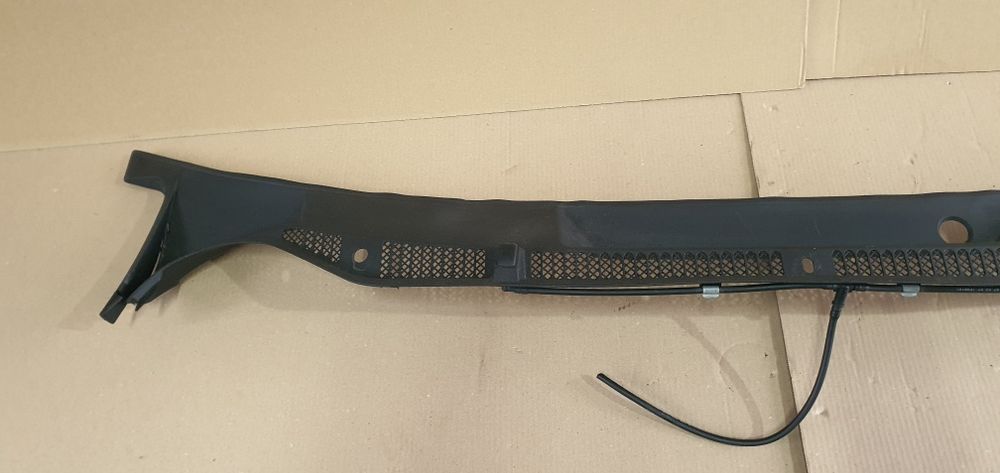 Grila parbriz stergatoare skoda fabia 1