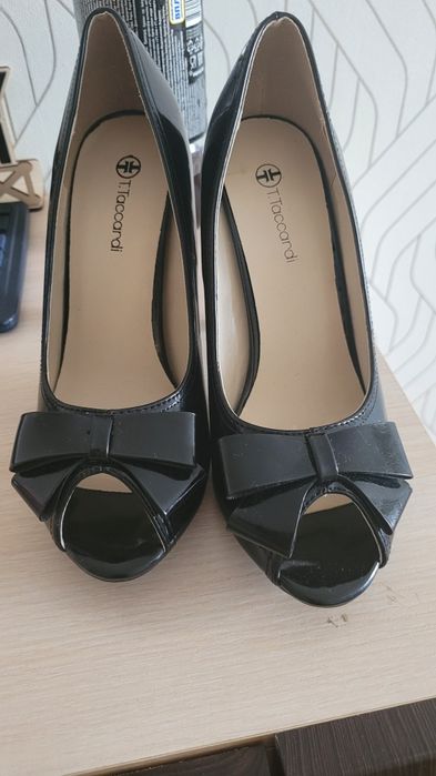 Туфли новые 38 размер