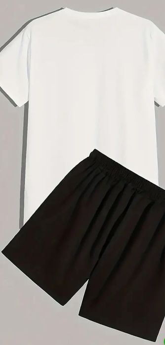 Мъжки комплект - тениска и къси панталони, пет различни модела