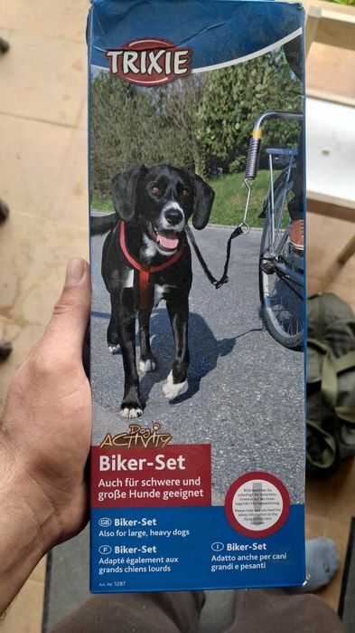 Vând lesă câine cu ataș bicicleta