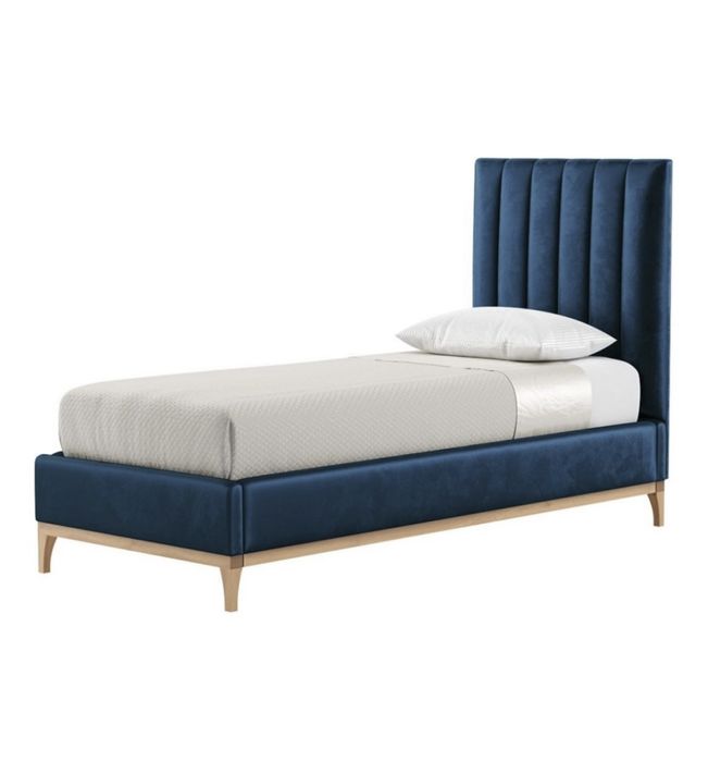 Продам кровать .