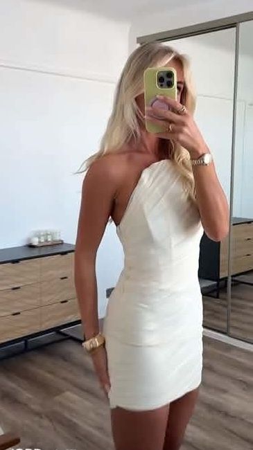 Страхотни нови рокли Zara