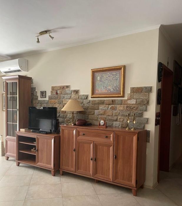 Дава се под наем Тристаен апартамент в Пловдив, Кършияка - 120 кв.м за 800 € - Снимка #2