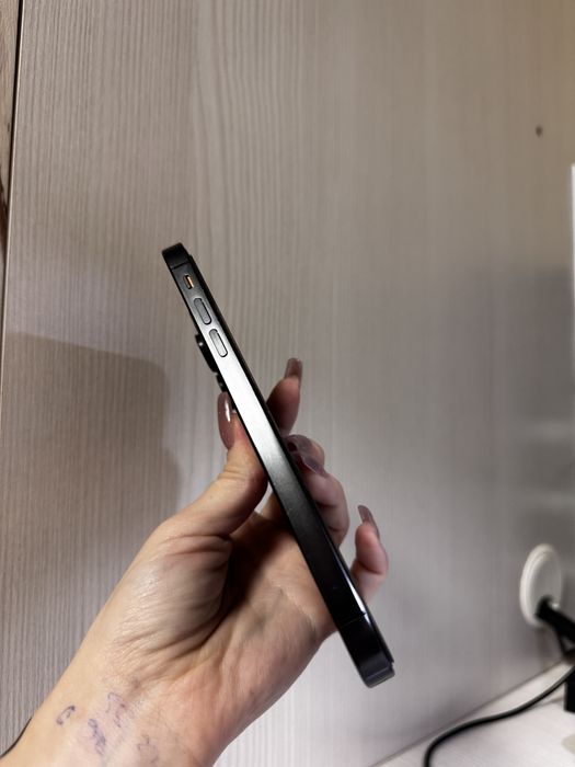 iPhone XR в корпусе 16 Pro