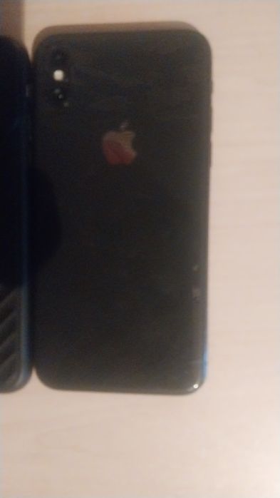 Продаётся Айфон X