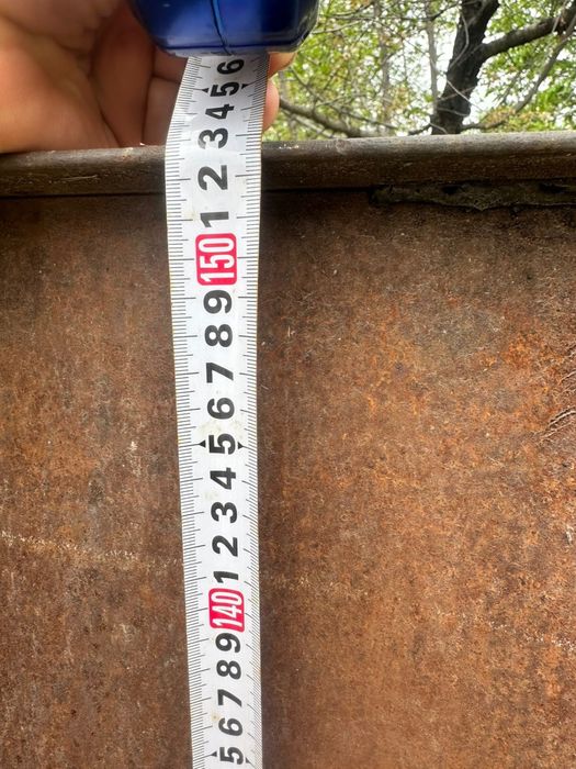 Продам в нормальном состоянии емкость для воды