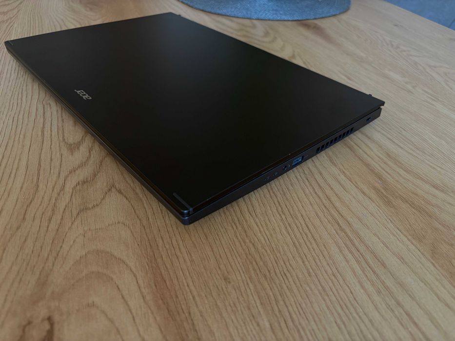 Лаптоп Acer Aspire 7 A715-76G