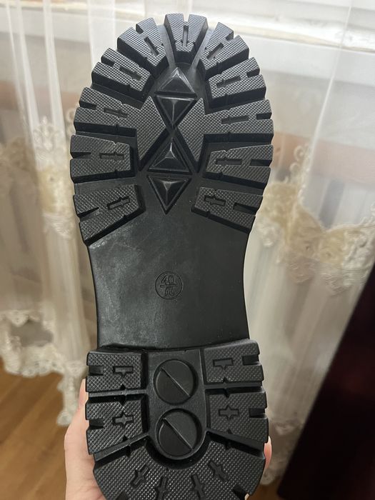 Продам кожаные туфли