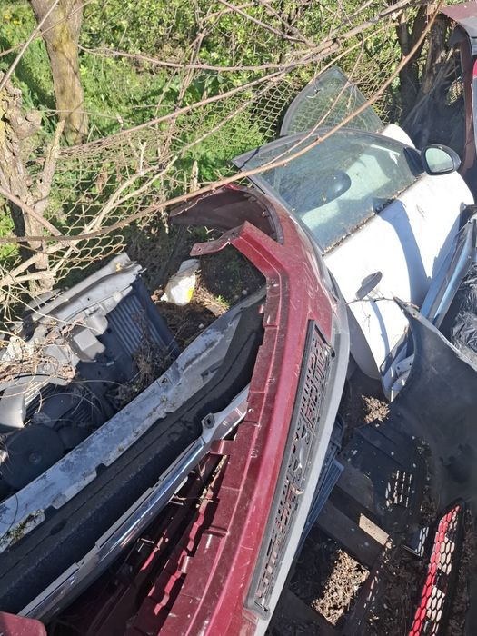 Vand bara fata ford cMAX an 2006 bună fără defecte complecta