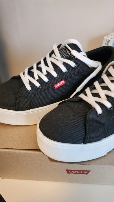 Adidas Levi strauss noi fara eticheta