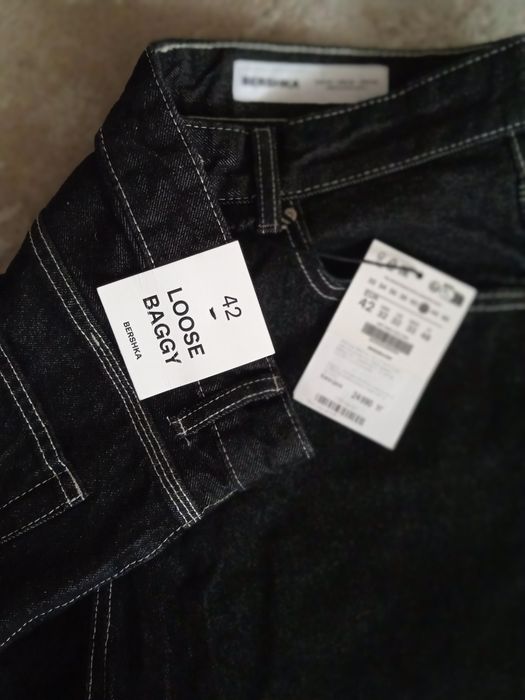 Джинсы багги BERSHKA