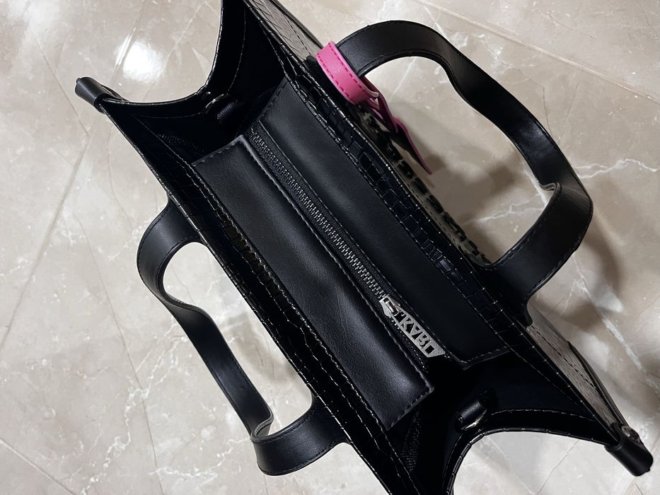 Дамска лачена чанта