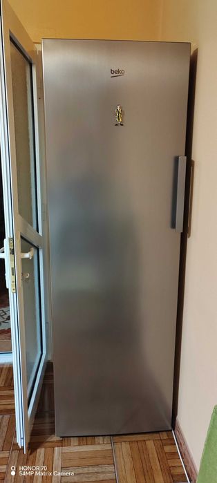 Congelator cu sertare