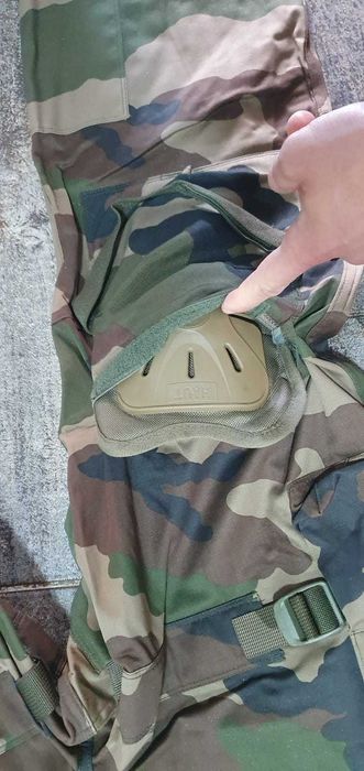 Haine militare camuflaj
