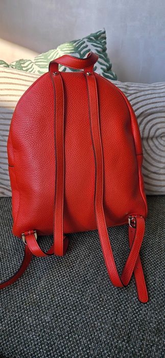 Раница естествена кожа coccinelle
