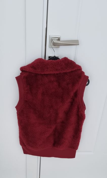 Дамски елeк, палто - 4 euro