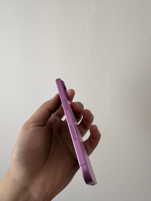 iPhone 16 256 pink