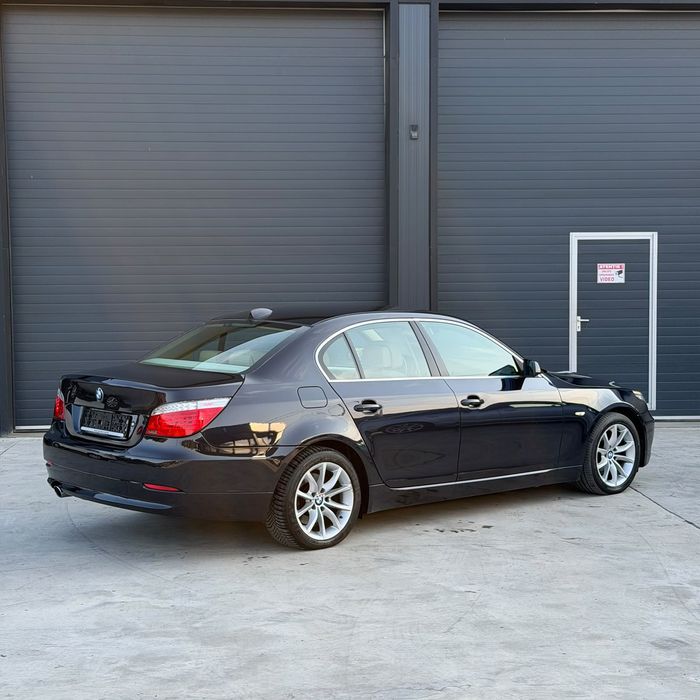 BMW 5 Series 2010 — imagine 4