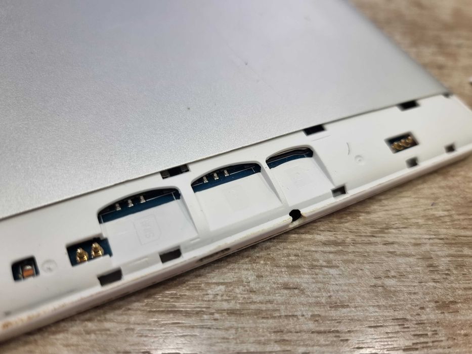 Таблет X-Style Tab  10.1” IPS HD с две сим карти